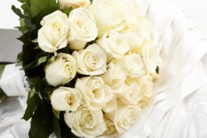 Roses_Bouquets_White_536100_6000x4000